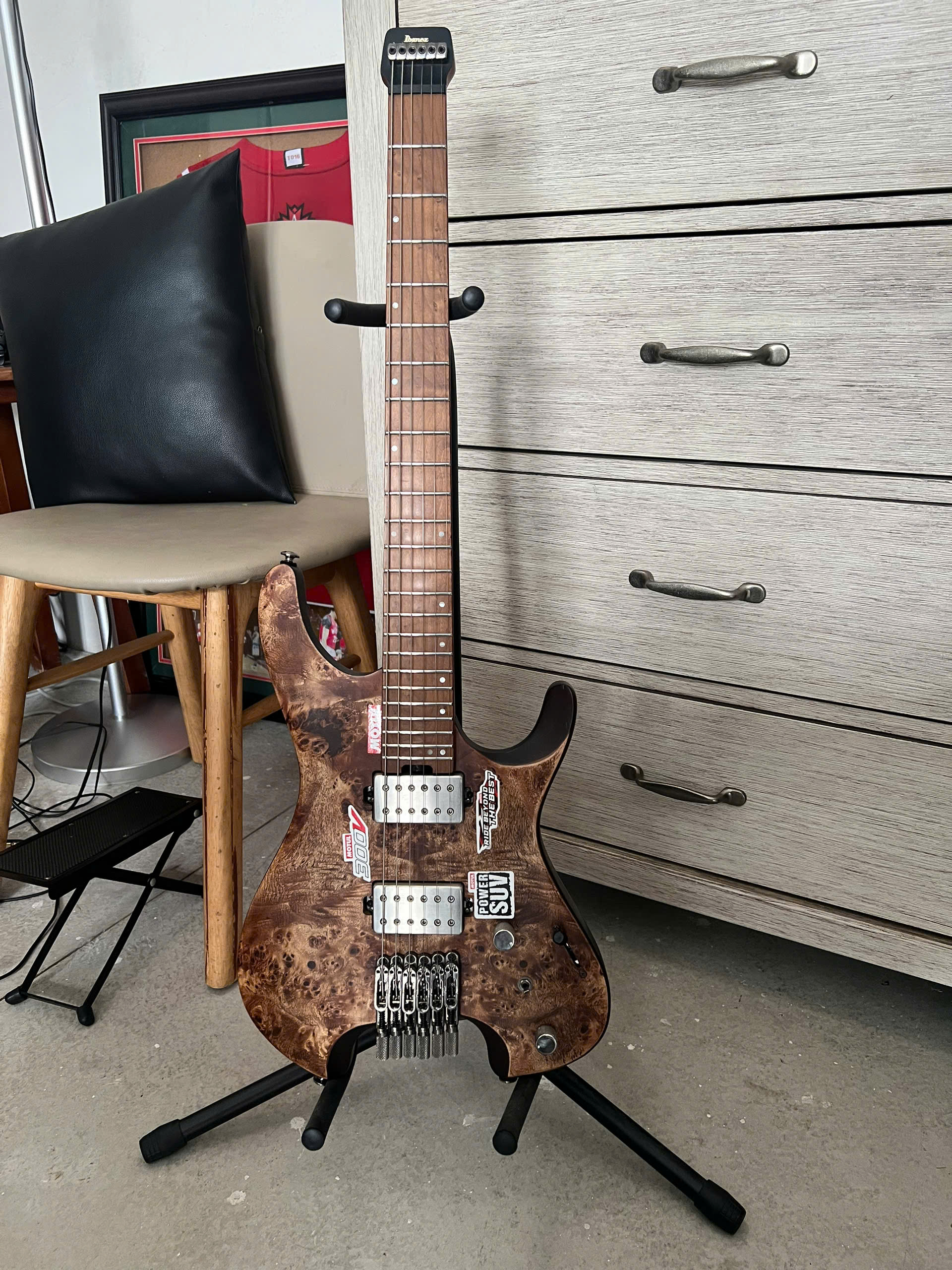 Guitar iBanez Headless